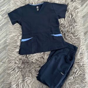 Women’s scrubs
